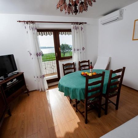Apartments Val Mari - Laguna 罗维尼 外观 照片