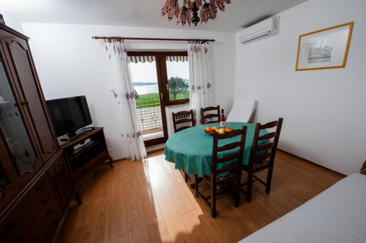 Apartments Val Mari - Laguna 罗维尼 外观 照片
